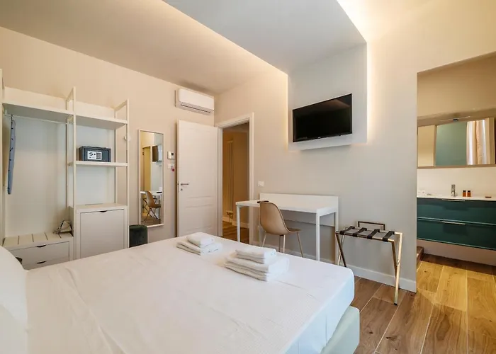 Luxury Corso - Designd * Rome